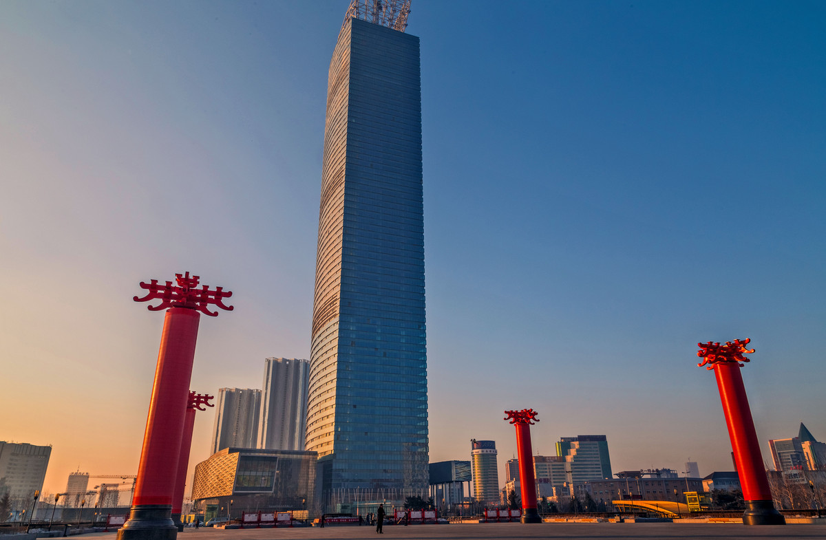 市府 恒隆廣場外景.jpg